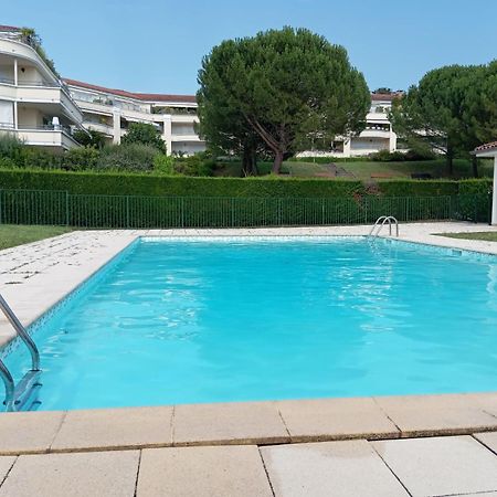 Appartement Entierement Equipe Charbonnières-les-Bains Buitenkant foto